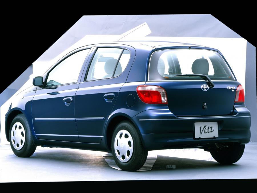  Toyota Vitz Clavia 1999 года  (фото 2 из 7)